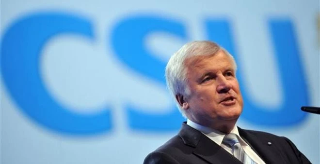 Προκλητικός ο Ζεεχόφερ για την Ελλάδα: Ίσως θα ήταν καλύτερα οι Βαυαροί… να μην κυβερνούσαν μόνο προσωρινά